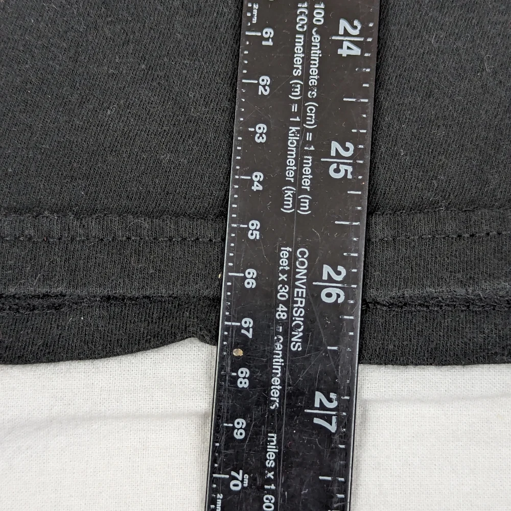 CHUY'S I Drink Margaritas and I Know Things Grey Tee Game Of Thrones XL - Picture 2 of 6